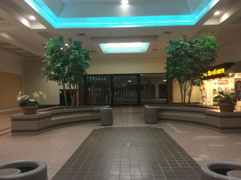 OPINION: Remembering the Swansea Mall in photos, video, and text – Fall ...