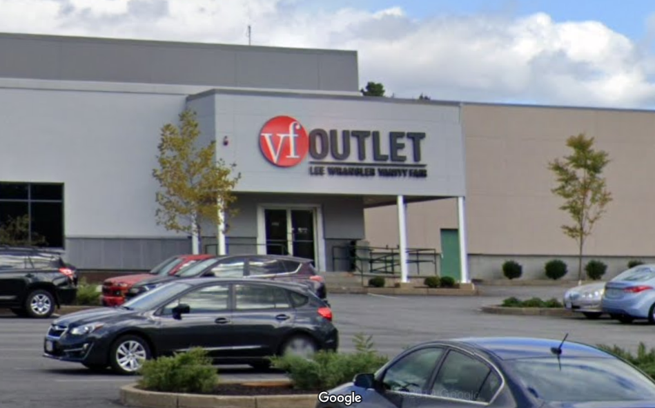 VF Outlet in Dartmouth set to close, holding going out of business sale –  Fall River Reporter